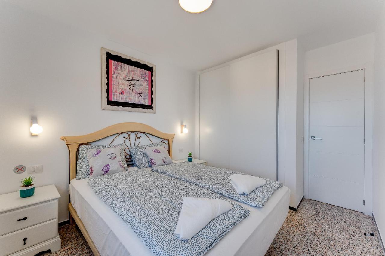 Los Cristianos Achacay Bluesky Apartment Bagian luar foto