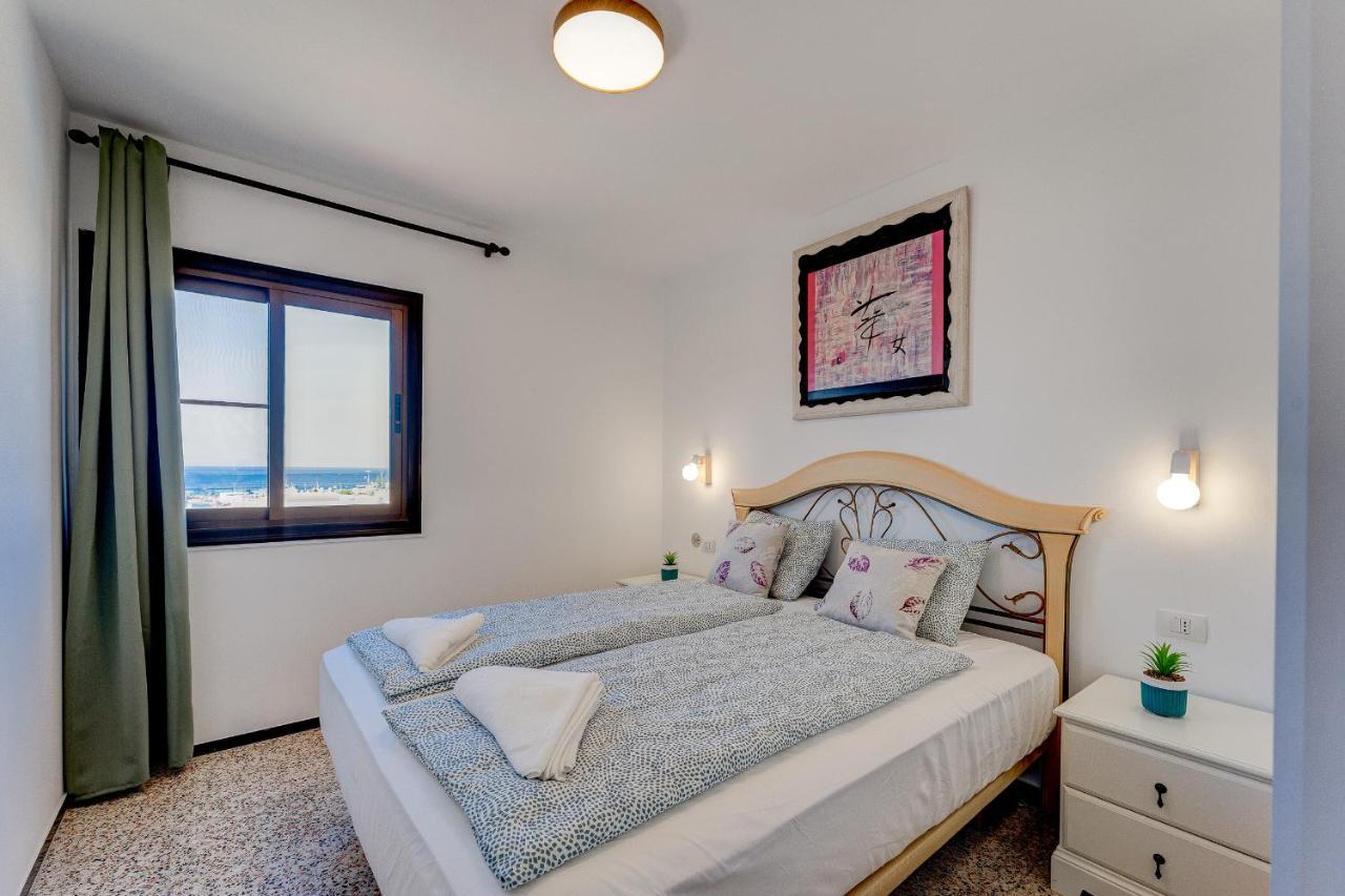 Los Cristianos Achacay Bluesky Apartment Bagian luar foto